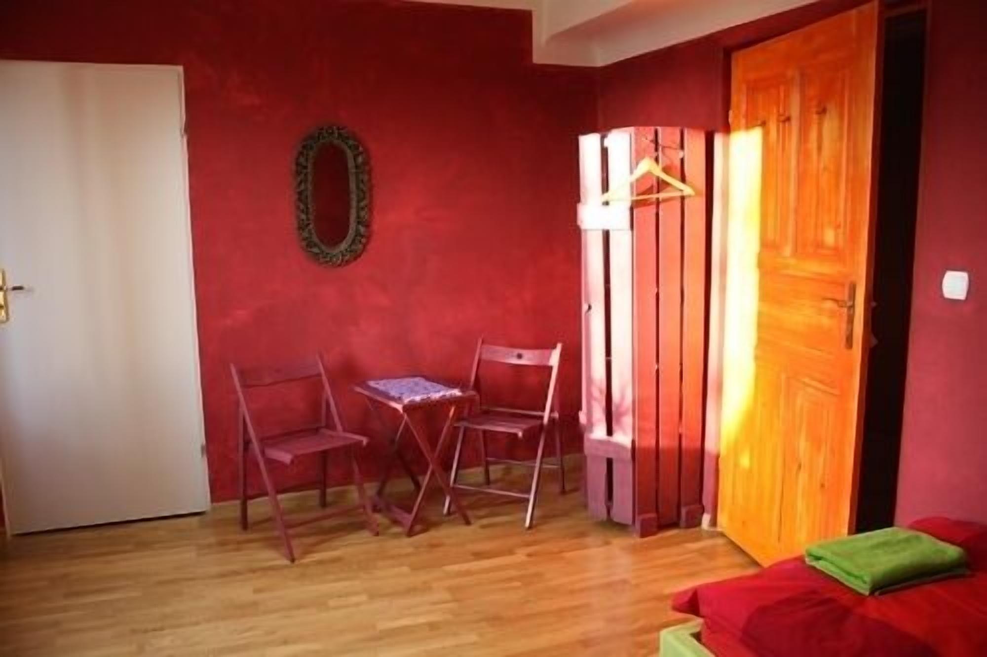 El Hostel Varsó Kültér fotó